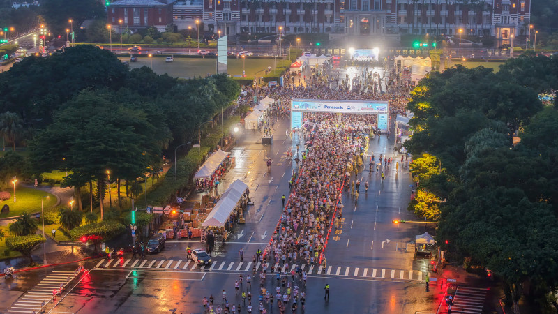 2026 Panasonic 台北城市路跑賽。（中華民國文化休閒運動協會提供）