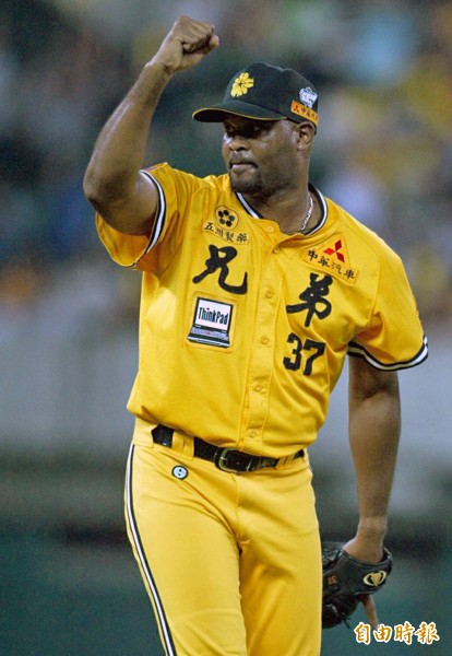 Re: [問卦] 台灣職業運動史上最紅的洋將是誰？