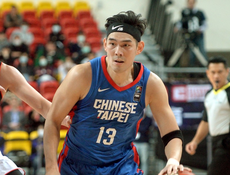籃球》台灣男籃連2場遭日震撼教育 昔日「黃金世代」說話了