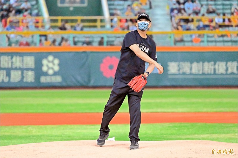 潘忠韋抗癌復出 難以形容的激動 潘忠韋抗癌復出 難以形容的激動