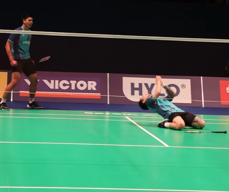 Badminton" beat China to celebrate too passionate! The official