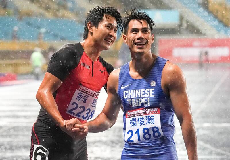台灣公開賽》超大雨出賽！「台灣最速男」楊俊瀚抱回200公尺銅牌