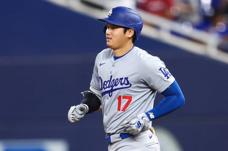 MLB》大顯神威！大谷翔平3轟5長打、10打點創歷史 還追平「盜帥」壯舉 - 自由體育