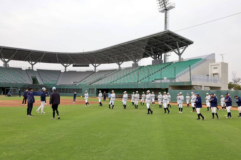 經典賽》讚揚台灣春訓基地 樂天巨人投手「零負評」 - 自由體育