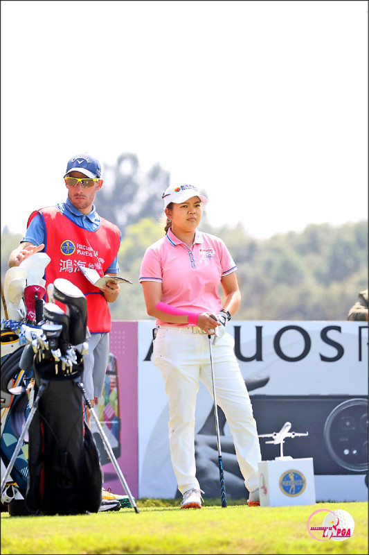 鴻海女子高球賽》程思嘉、徐薇淩 並列16台將最佳 - 自由體育