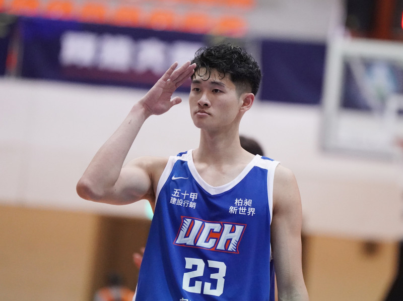 UBA》跳高轉籃球的陳威宇轟24分 健行退台師大連10屆闖四強 - 自由體育