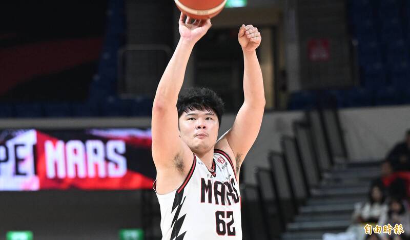 亞洲盃男籃》球迷想送上道歉表  陳冠全透露不太看網友留言 - 自由體育