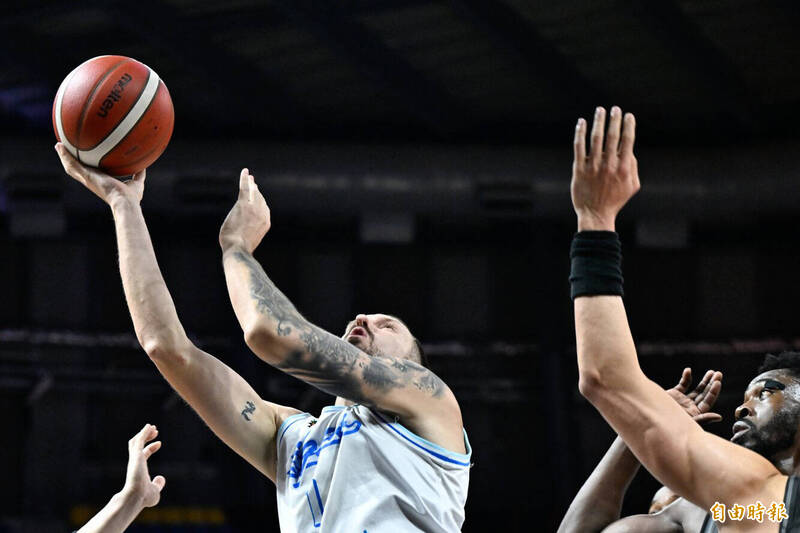 TPBL》連3個月入選單月最佳外援 艾德分享手臂貓頭鷹和黑熊刺青的由來 - 自由體育