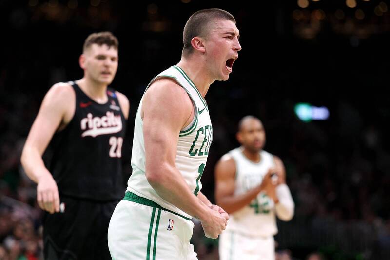 NBA》綠衫軍板凳暴徒太狂！追平柯瑞神紀錄再與隊友合寫史詩創舉 - 自由體育