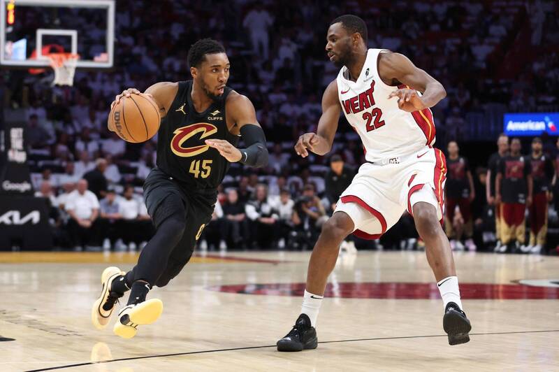 NBA季後賽》騎士狂勝熱火55分 史上第4大分差紀錄 NBA季後賽》騎士狂勝熱火55分 史上第4大分差紀錄