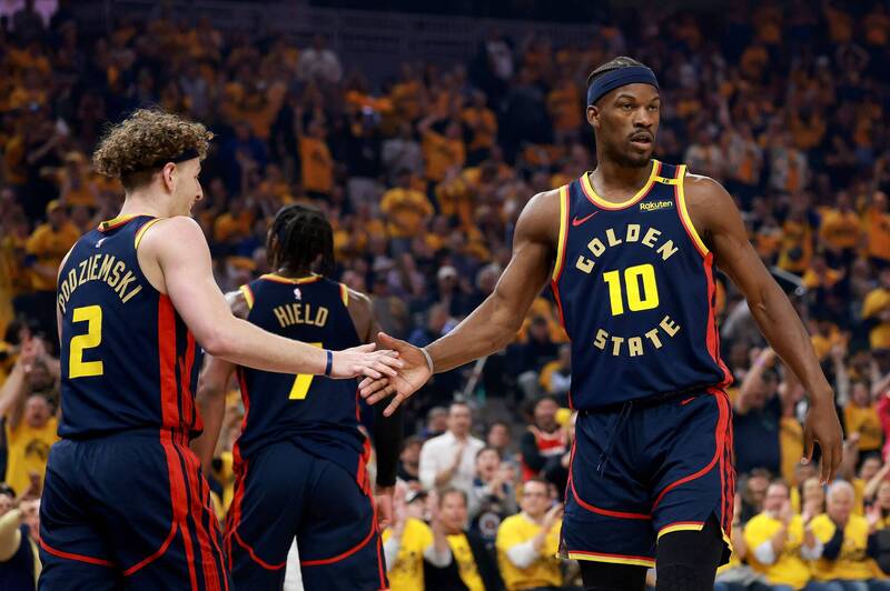 NBA季後賽》J.巴特勒27分、柯瑞17分 勇士G4贏火箭取聽牌 NBA季後賽》J.巴特勒27分、柯瑞17分 勇士G4贏火箭取聽牌