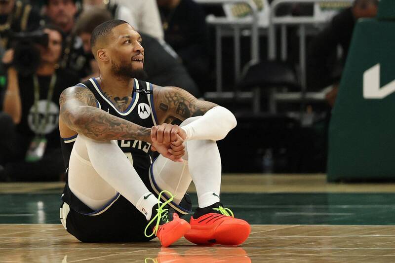 NBA》左腳傷勢導致整季報銷 里拉德吐心聲:這真的傷我很深... NBA》左腳傷勢導致整季報銷 里拉德吐心聲:這真的傷我很深...