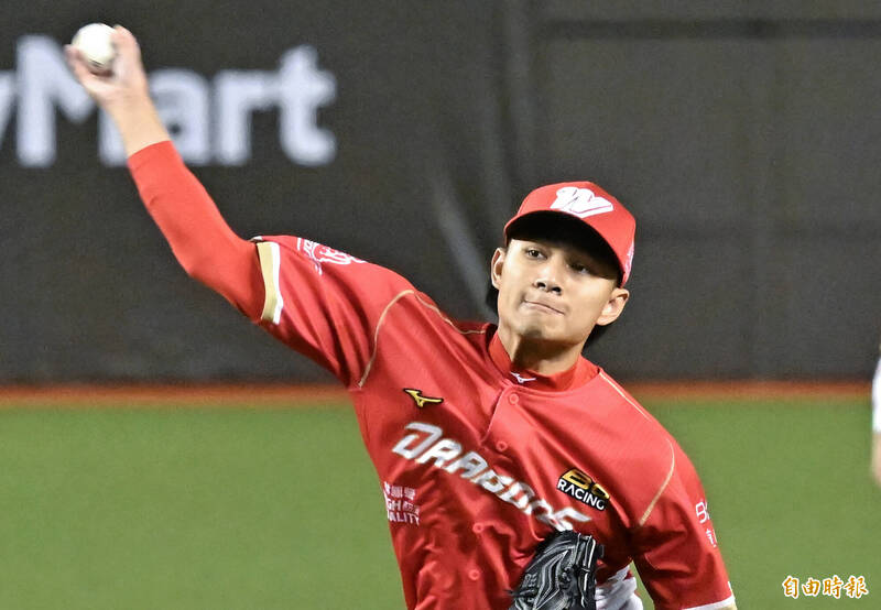 中職》軟銀總管城島健司來台觀察 葉總不擔心徐若熙受影響