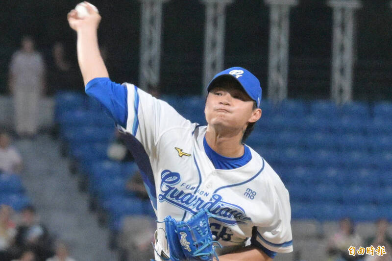 中職》李東洺單局挨兩轟、0.1局狂丟7分！統一1局上暴打10分