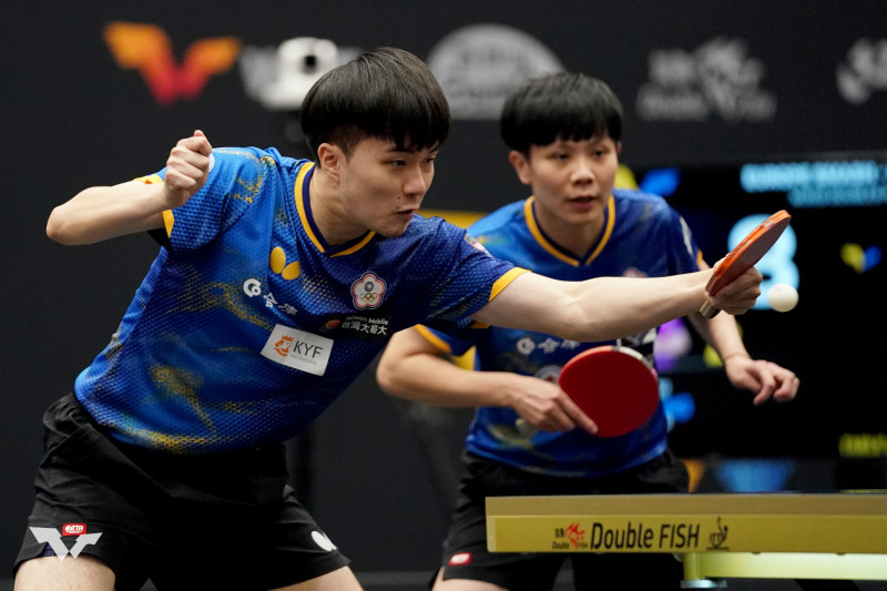 WTT大滿貫》決勝局逃過賽末點險勝瑞典組合 林昀儒/鄭怡靜8強對決中國「棟曼組合」