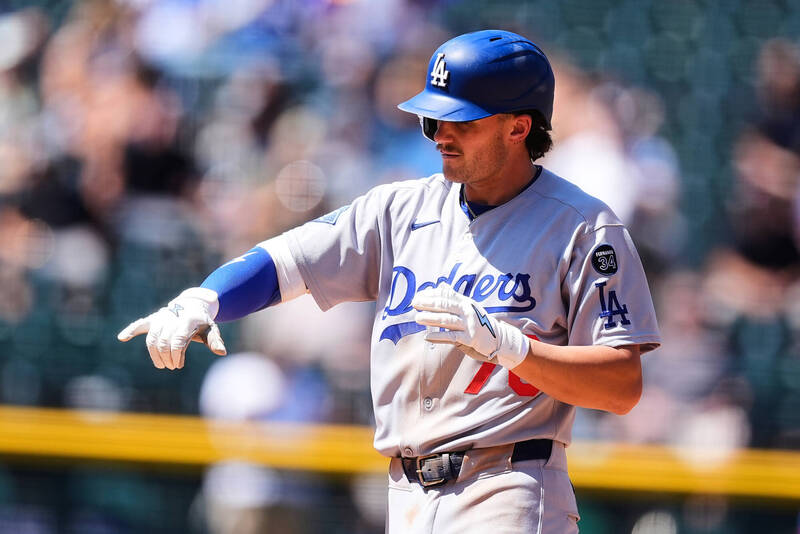MLBは、メジャーリーグのキャリアで新しい記録を樹立します！ダッジ23歳のビッグショットフリーランドは彼の心を叫ぶ – 無料スポーツ