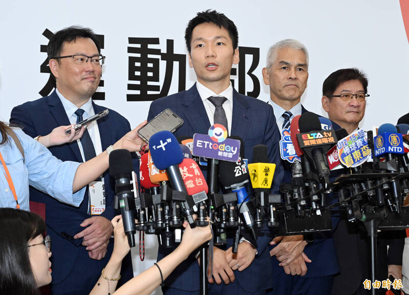 運動部》從卓榮泰手中接下任命令 李洋：為台灣體育打造新的里程碑