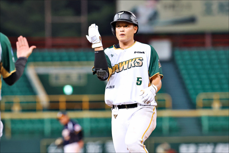 顏郁軒點燃大局 後勁10度MVP