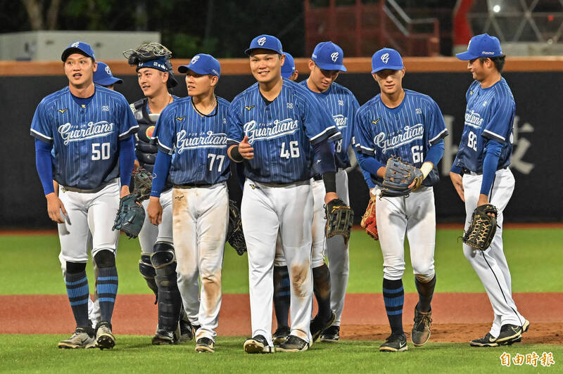 [稱讚] 富邦悍將挑戰興農牛障礙M3