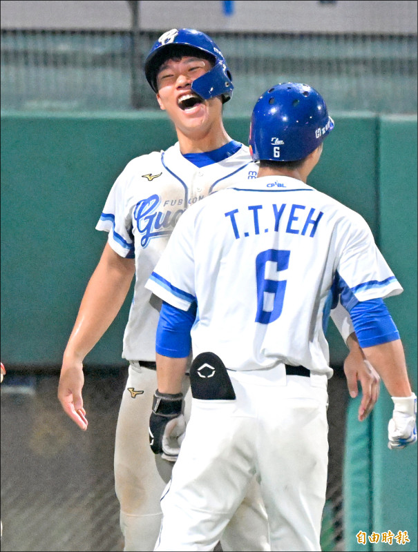 王念好季末發光 鋒總高評價