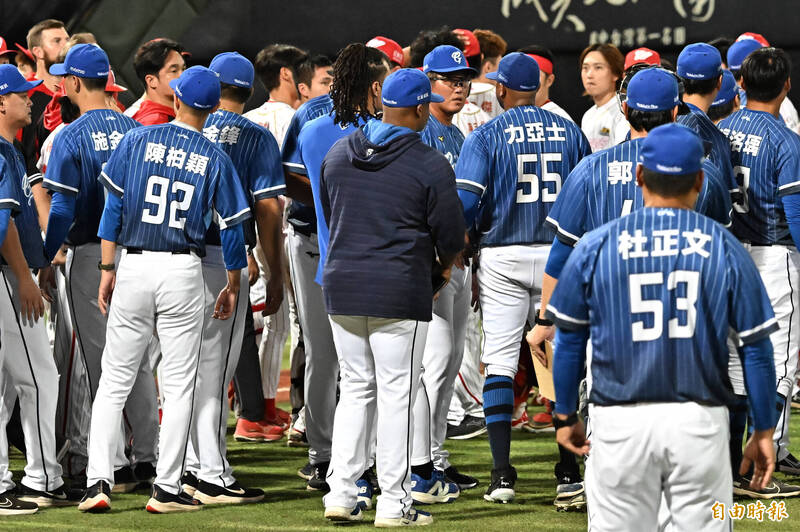 中職》「他好像對我有點偏見」 力亞士認為昨板凳清空很莫名