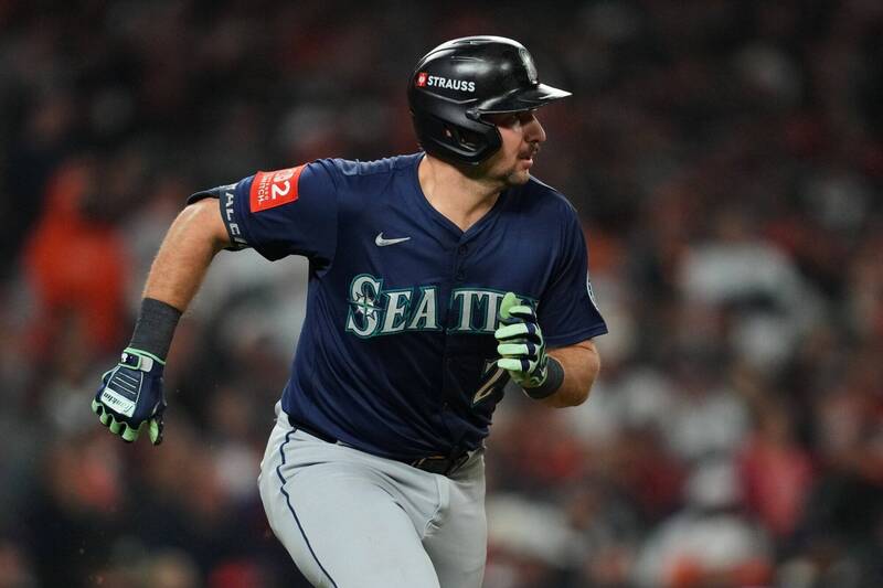 MLB季後賽》60轟全壘打王羅里炸裂！水手3轟降伏老虎、分區賽聽牌