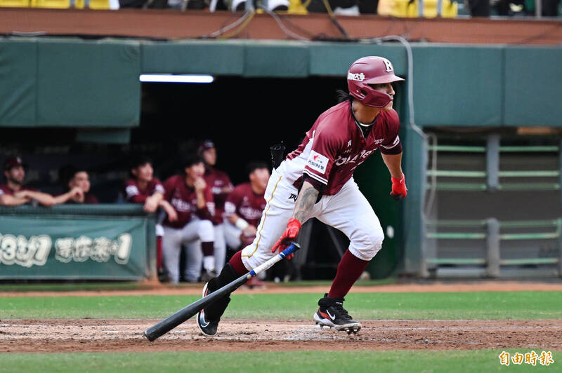 季後挑戰賽》兩場關鍵戰合計5安4打點！林子偉有信仰做後盾