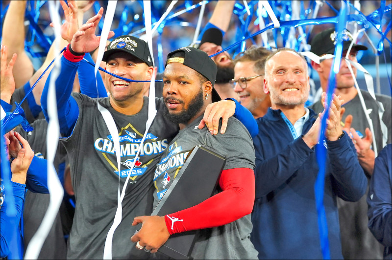 藍鳥轟進世界大賽 週六迎戰道奇