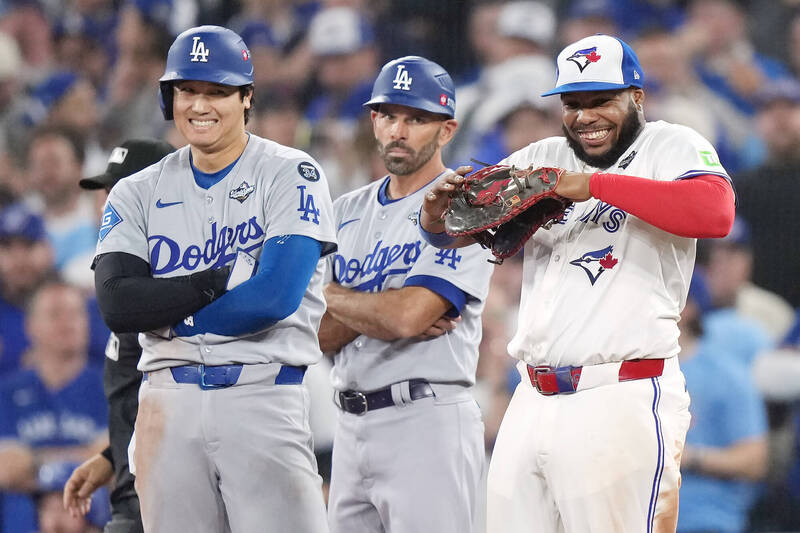 世界大賽》大谷翔平在一壘不安分！ 藍鳥小葛雷諾揭露英文聊天內容