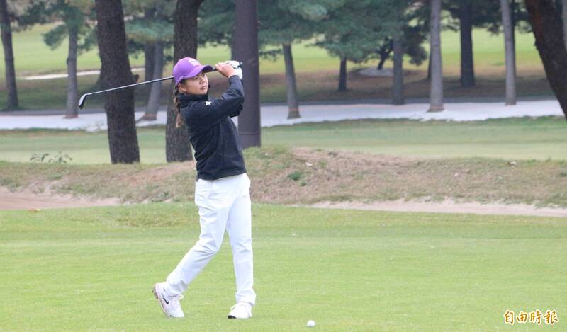 高球》馬來亞銀行錦標賽首輪 徐薇淩獵鷹秀繳67桿