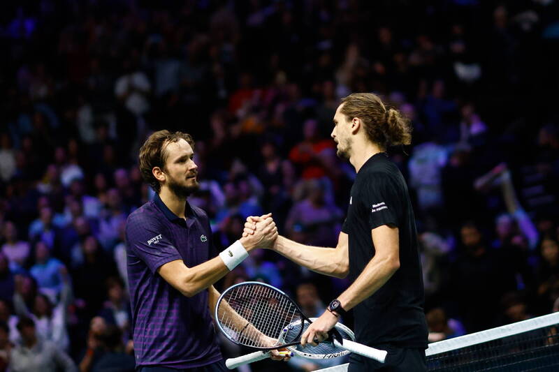 網球》茲維列夫險晉巴黎大師賽4強 終結梅德維夫年終賽希望