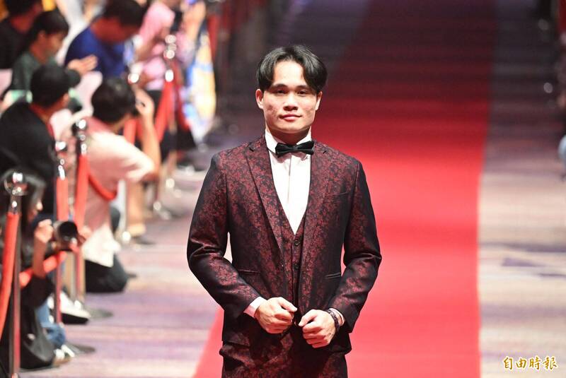 中職》驚險拿下安打、盜壘王 李凱威一度緊盯陳晨威