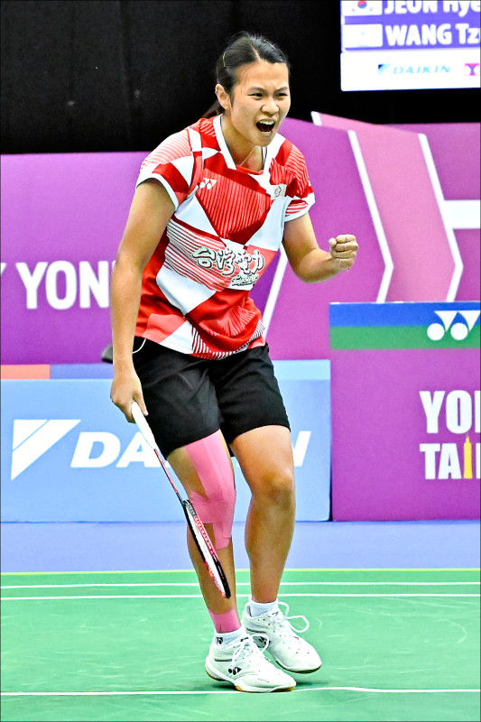 賴建誠再一傑作 邱品蒨首闖300級決賽