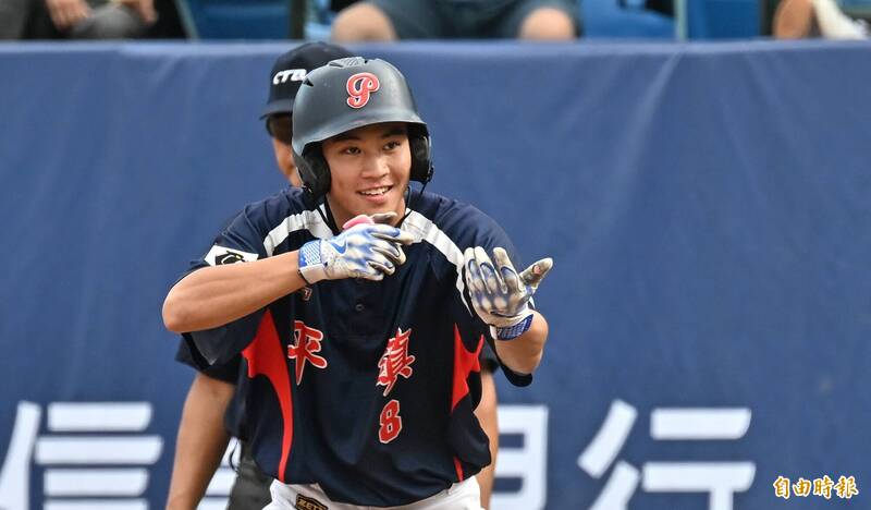 黑豹旗》平鎮高宥軒2打點奪MVP 羅東高工郭靖源拿下投手獎