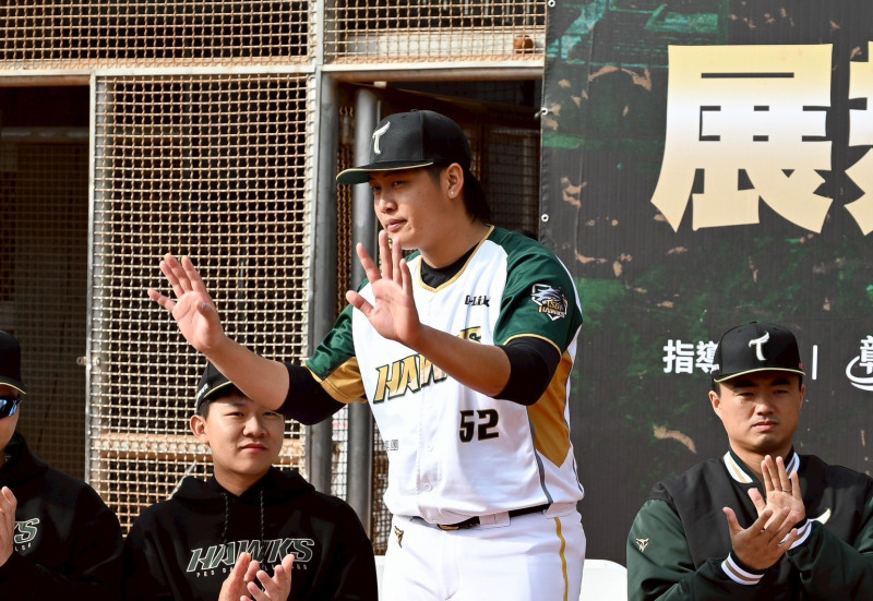 中職》談首度對決日、韓打者 「鷹狀元」韋宏亮有機會想轉先發