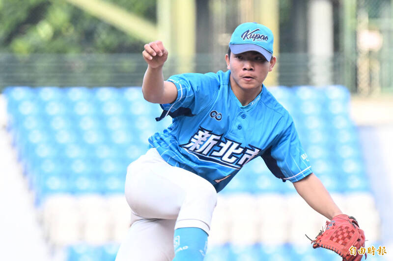 富邦U18》在柯敬賢面前砸到他弟！楊曜丞刷新生涯最速、賽後急道歉