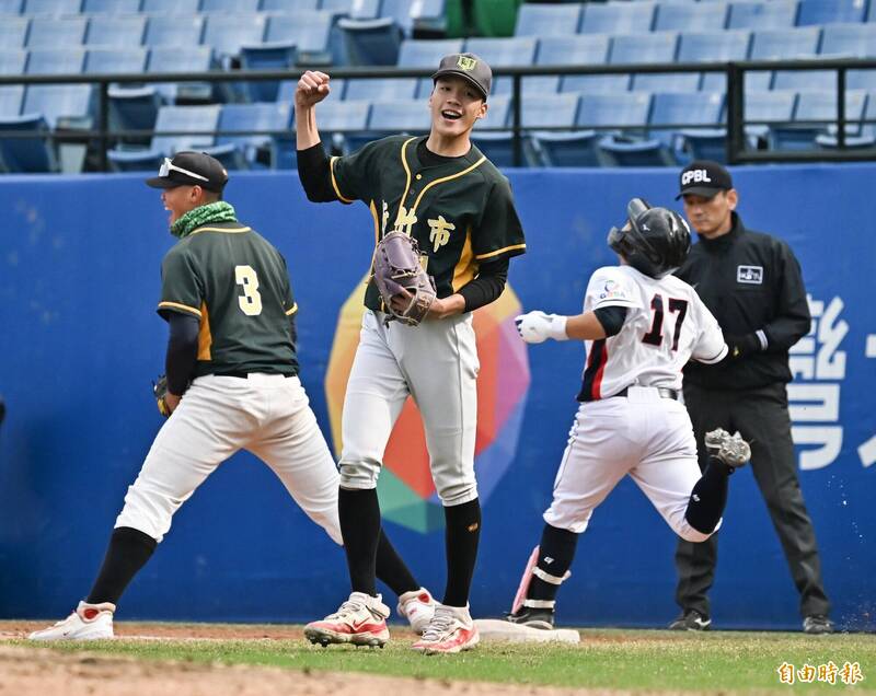 富邦U18》兩大「側投名師」加持  王翾祈球技突飛猛進