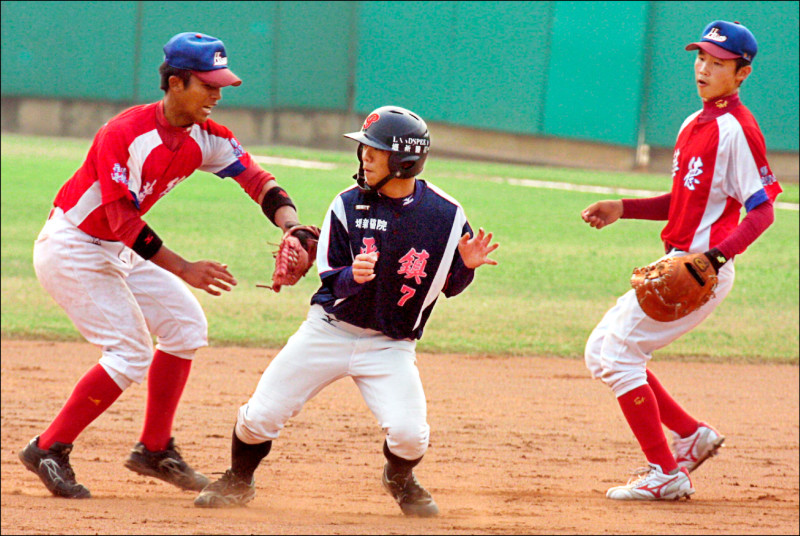 職棒唯二華德人 在悍將投捕合體?