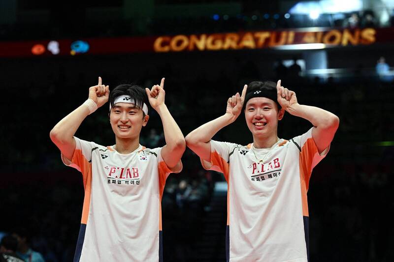 Badminton Year-end Finals: New Champions Crowned