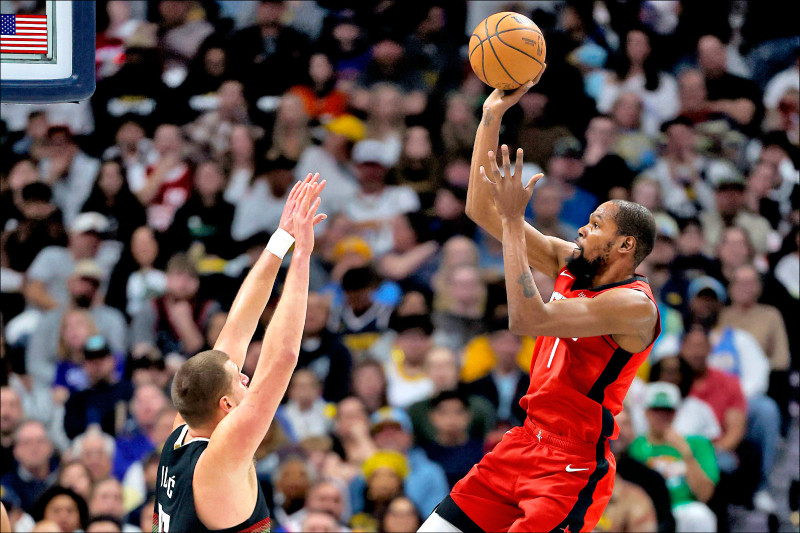 37歲寶刀未老 KD、柯瑞分頭飆勝