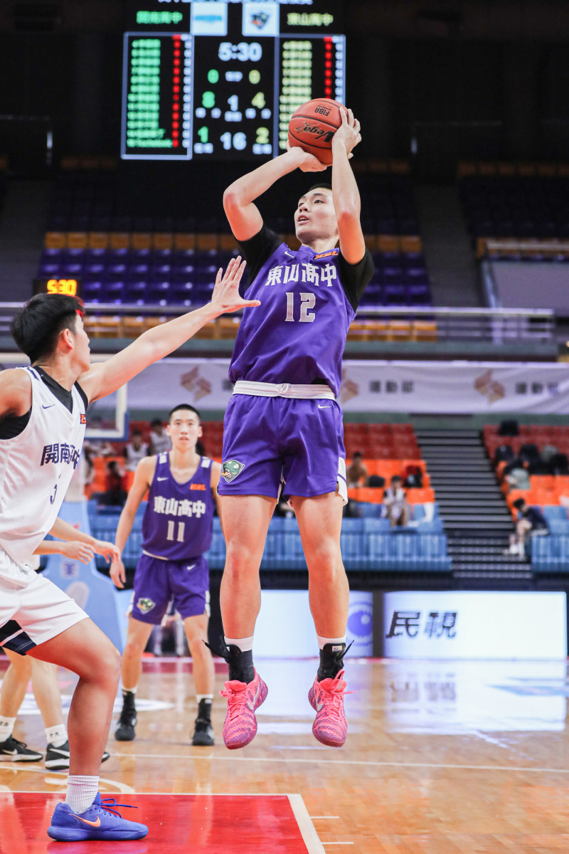 HBL》黃紹恩砍23分 東山打敗開南搭上8強末班車
