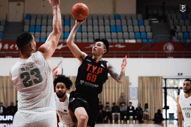 東超》領航猿晉級6強機會濃厚 卡總、盧峻翔不敢鬆懈