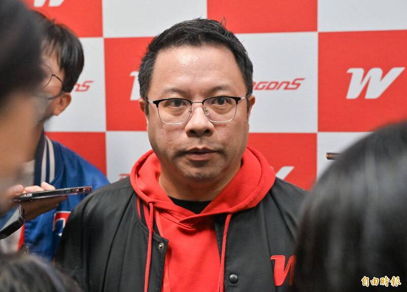 中職》「228條款」問題頻傳 味全龍領隊提出看法