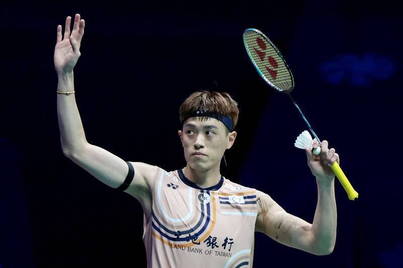 印度賽》「左手重砲」林俊易打敗愛爾蘭選手 挺進男單8強