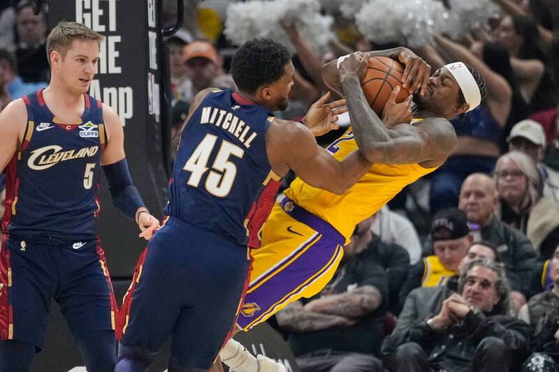 湖人崩盤慘輸騎士30分 今日NBA戰績