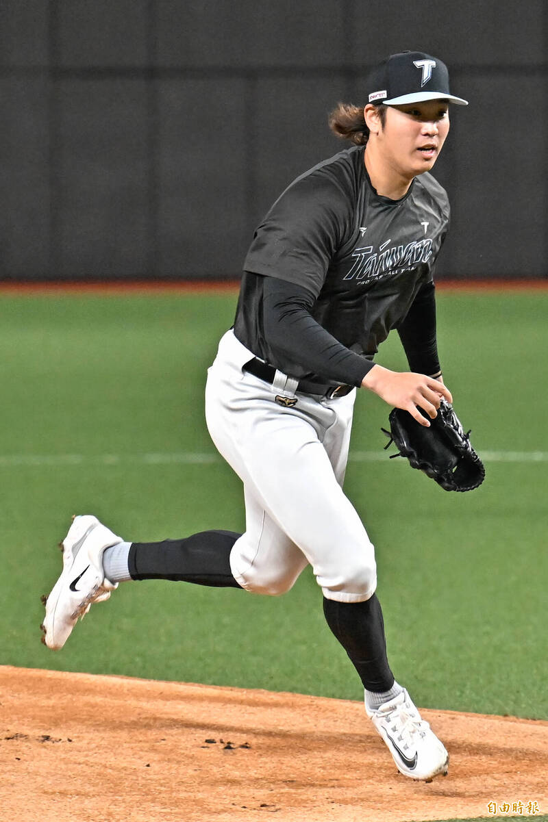 經典賽》火腿隊友頻問「投哪一場？」 古林笑了：再問把你數據給台灣隊