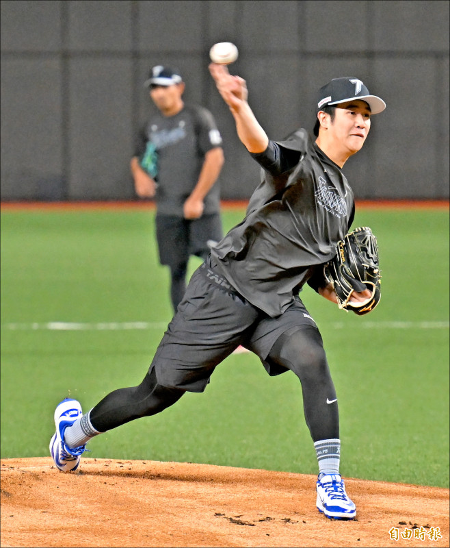 最幼齒張峻瑋報到 最資深陳冠宇開講