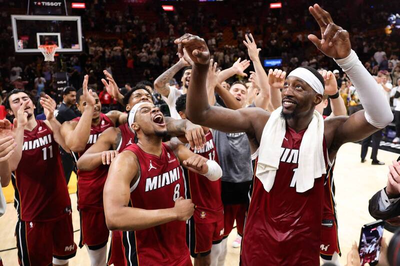 NBA》狂飆83分打破Kobe紀錄 艾德巴約感謝隊友：沒有他們我辦不到