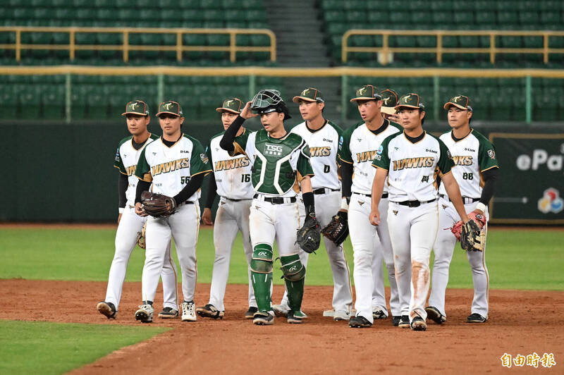 中職官辦熱身賽台鋼雄鷹交手富邦悍將  今日賽事預告與轉播