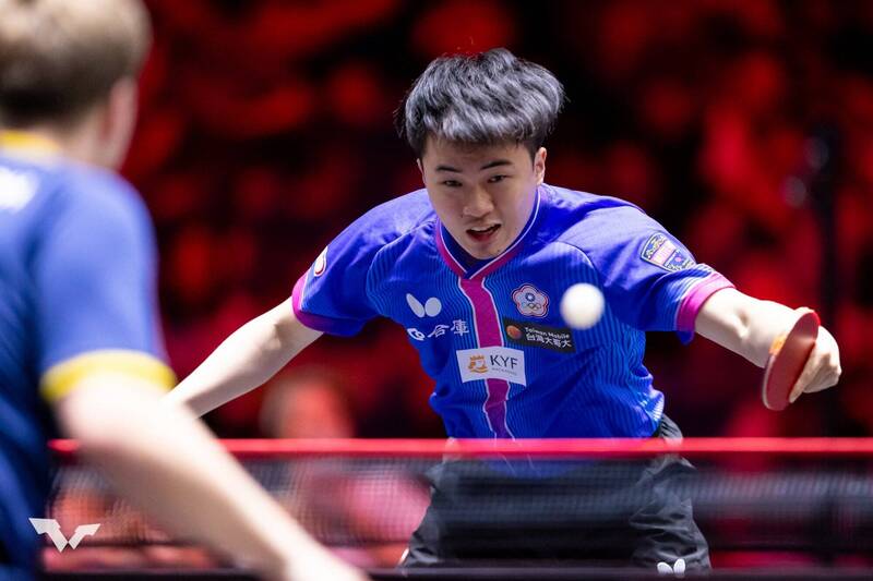 重慶冠軍賽》「沉默刺客」林昀儒拍落中國好手 挺進男單8強